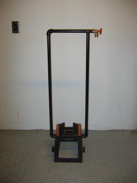 boot cleaning brush stand