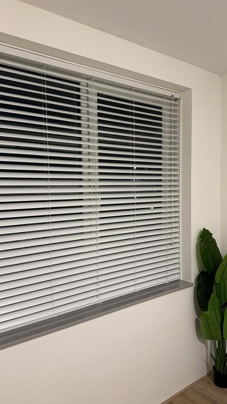 aluminum jaloezie 25 mm wit (kleurnr. 201) 140x180 cm (bxh) kopen? | Jaloezieën