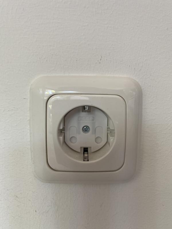 Reer Steckdosenschutz Schraubbar - Kindersicherung Für Steckdosen (30 Stück)