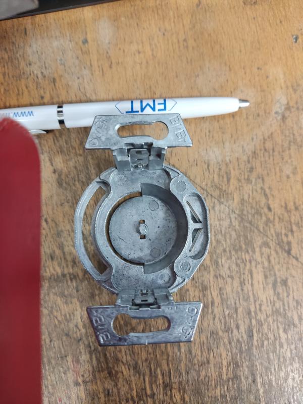 Rutenbeck UAE 8  8 Up 0 Presa Di Rete Da Incasso Inserto Con Piastra Centrale E Telaio Cat 3 Bianco 2298004