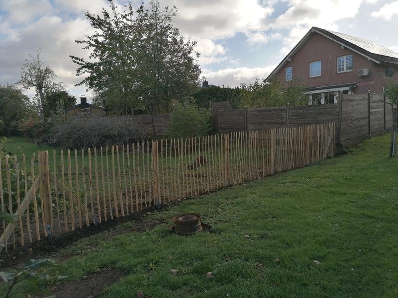 Aquagart Clôture En Lattis - Distance Entre Les Lattes : 4 à 6 Cm - Idéale Comme Bordure De Parterre Et Bordure De Parterre Ou Chemin - Clôture En Bois Durable (5 M X 35 Cm