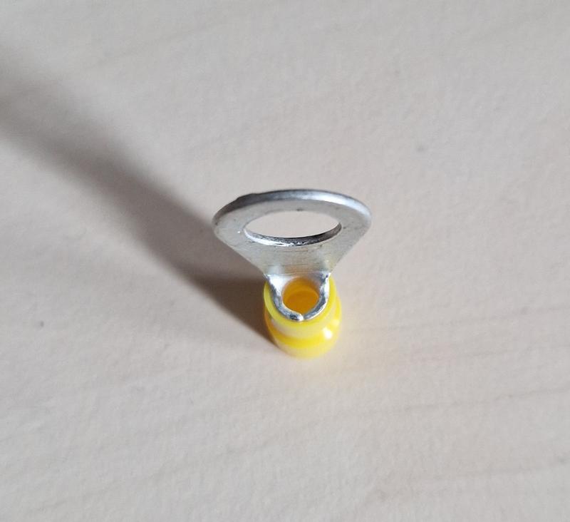 KEWUF Ringkabelschuhe Set – 30 Stück, 4,0–6,0 Mm², Gelb, Loch-Ø M8, Teilisoliert – Für Kabelverbindungen