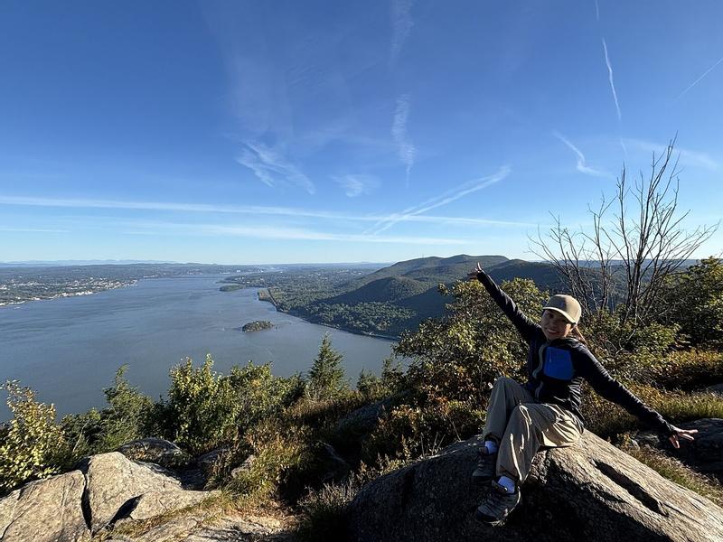 Review Thumbnail Image 0 359701326