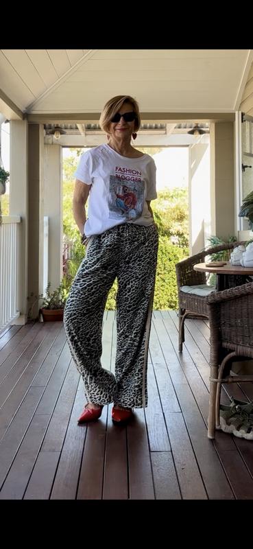 Relaxed Drawstring Wide Leg Pants