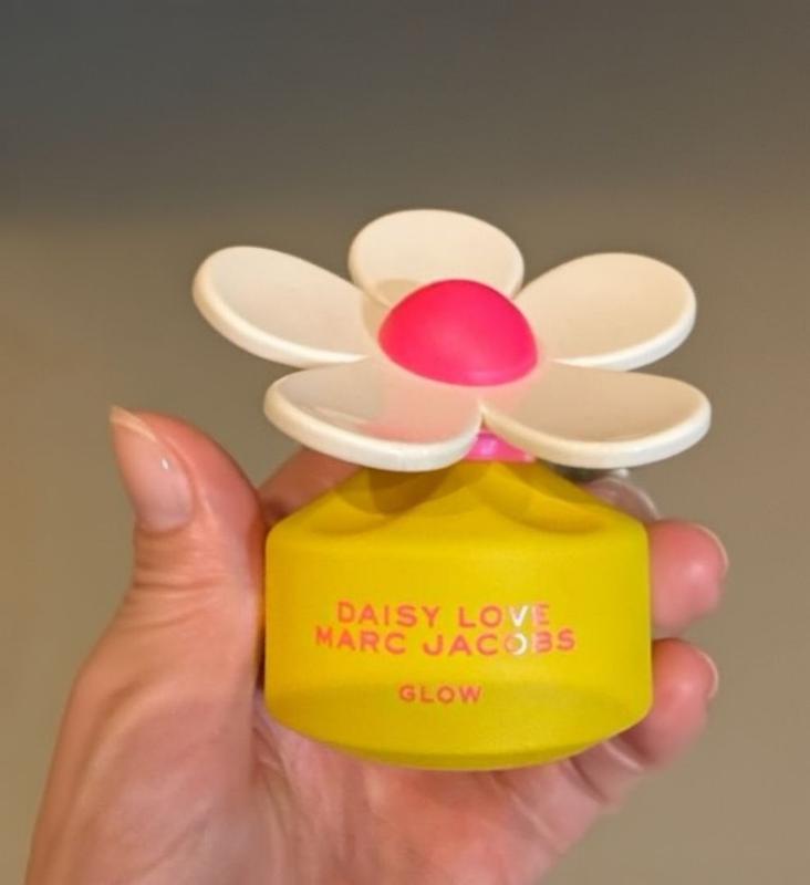 Marc Jacobs Daisy Love Glow Limited Edition Eau de Toilette for