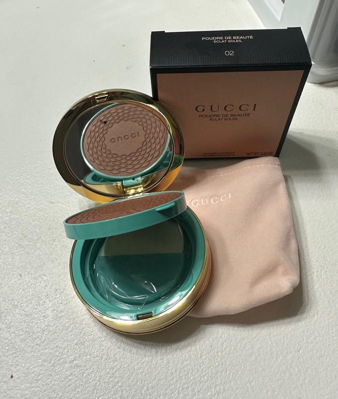Gucci Beauty Poudre de Beauté Eclat Soleil Powder - 4 | Cult Beauty