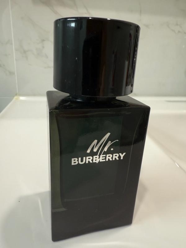 Mr Burberry Eau De Toilette • 100ml