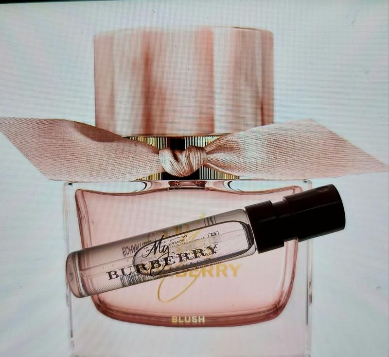 Burberry blush online rollerball