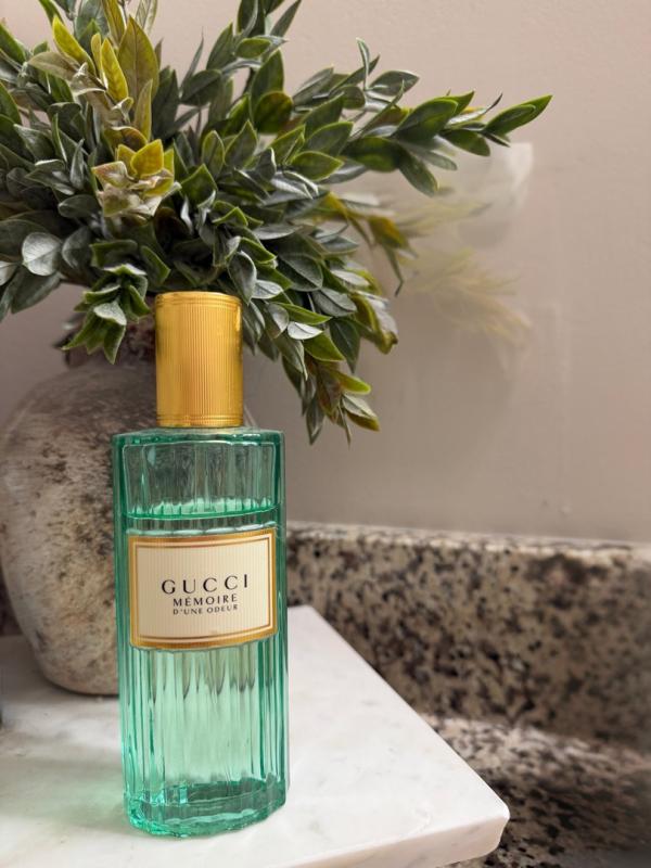 Mémoire D'Une Odeur Eau De Parfum • 100ml