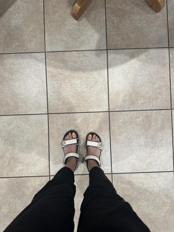 Review Thumbnail Image 0 352811414