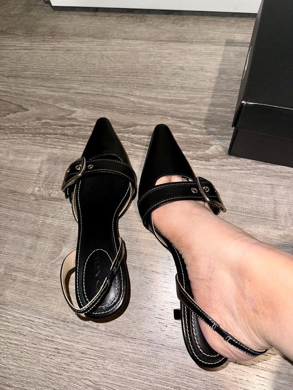 Review Thumbnail Image 1 374567109