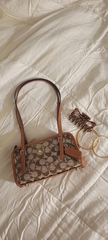 Review Thumbnail Image 0 350986833