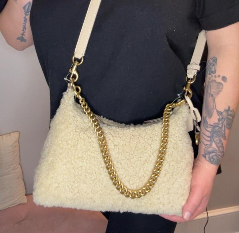 Review Thumbnail Image 0 373601018