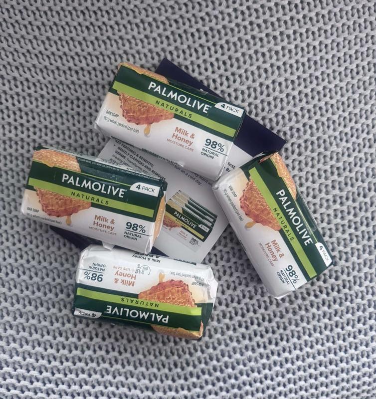 Palmolive Naturals Moisture Care Bar Soap With Olive Oil - 8 X 90g, Moisturizing & All Natural