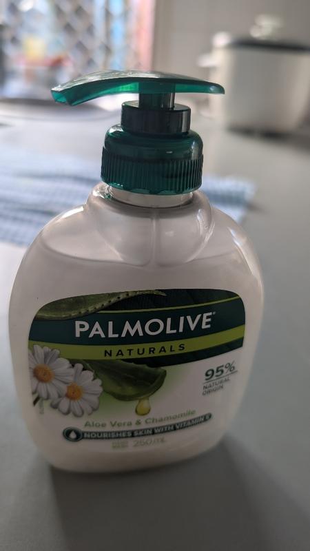 Palmolive Naturals Aloe Vera & Chamomile Hand Wash