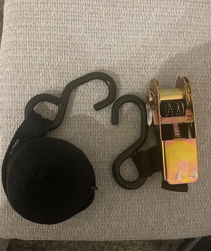 Ratchet to stretch shade.