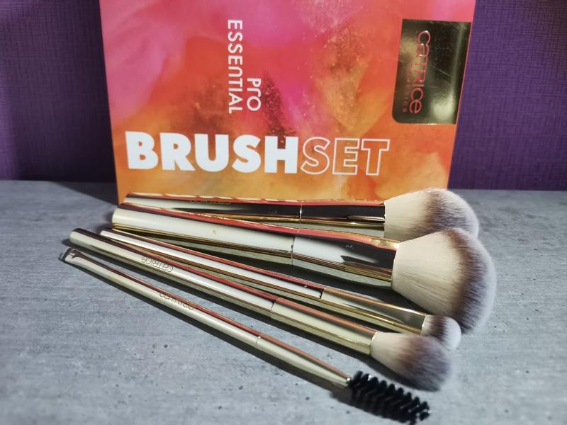 Buy CATRICE Pro Essential Brush Set online