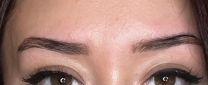 Essence Brow Lift & Freeze Glue – Transparentes Augenbrauengel Für 18h Halt & Lamination-Look