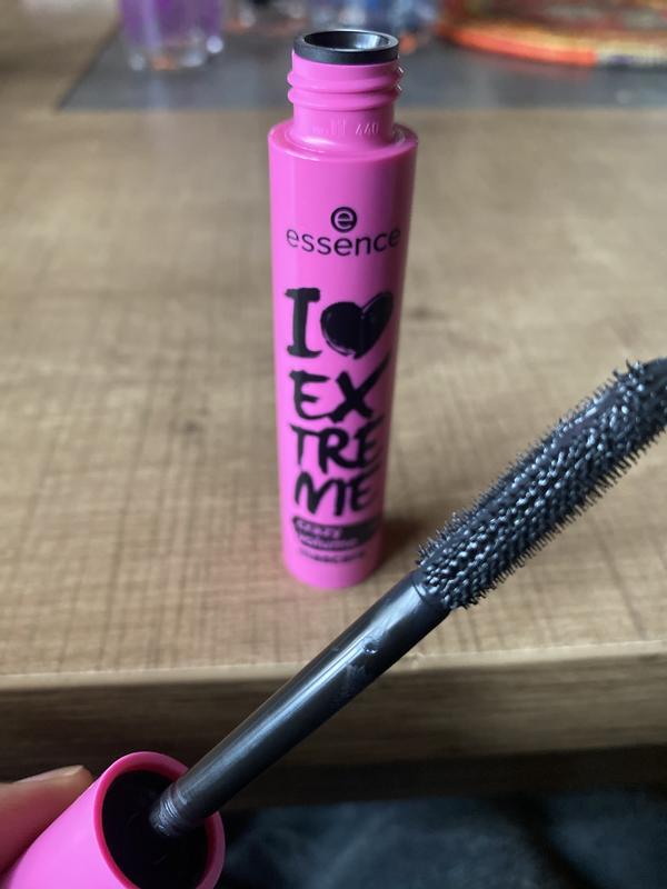  Mascara Essence para mayor volumen modelo I Love Extreme Crazy  Volume : Belleza y Cuidado Personal