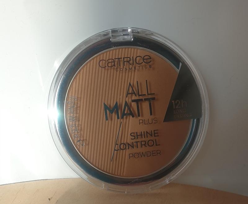 Catrice - Polvos matificantes All Matt Plus Shine Control - 030: Warm Beige