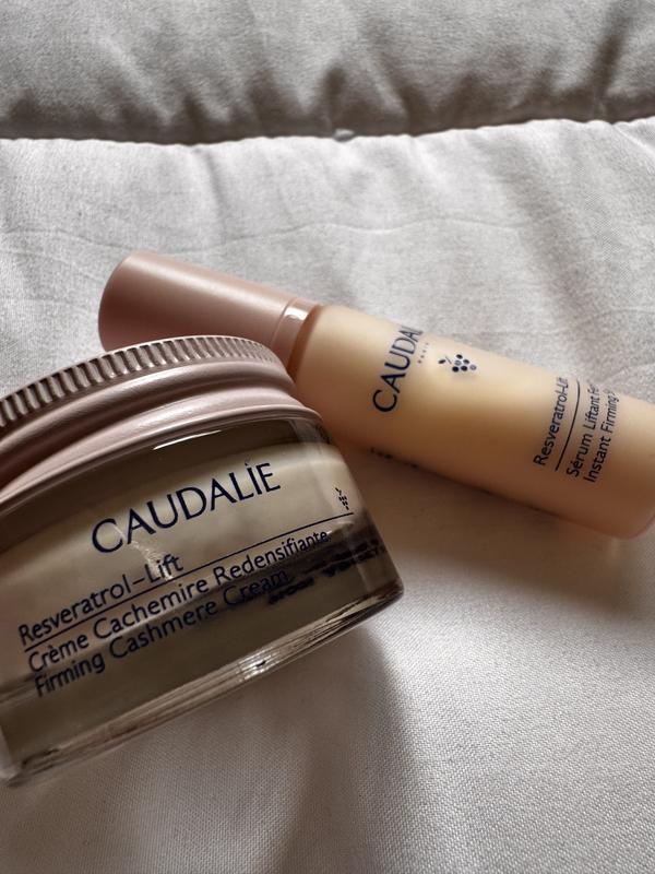 Must have skincare kit travel