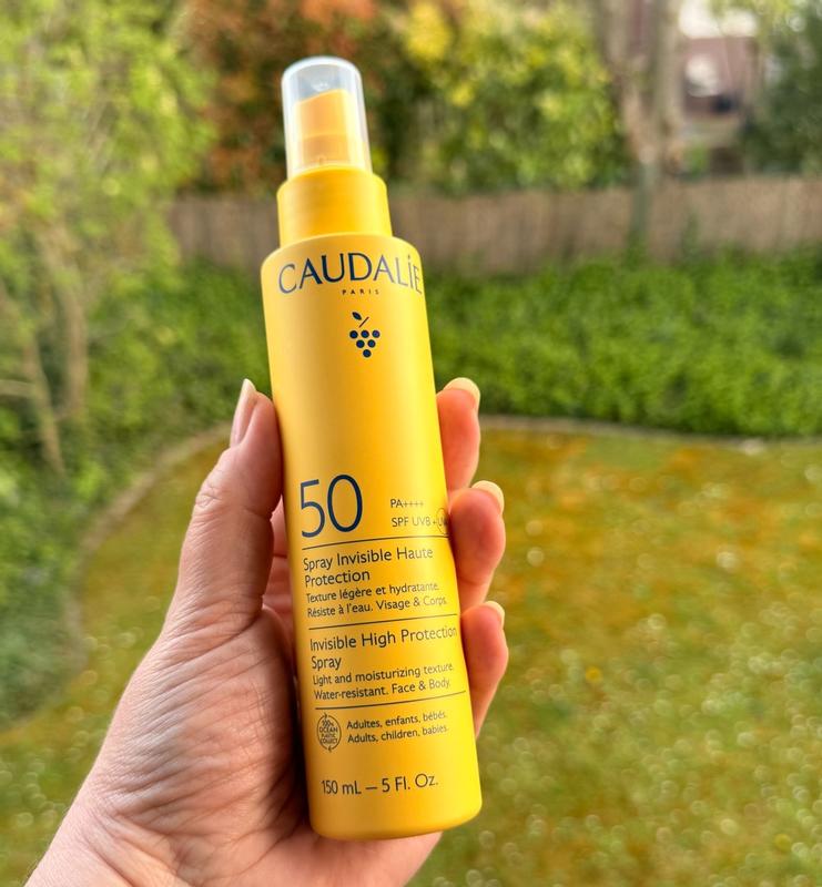 Pflege und Schutz in einem Schritt