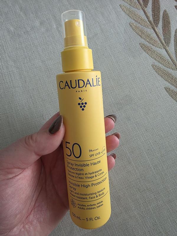 Spray con SPF50,hidratante y que cuida nuestra pie