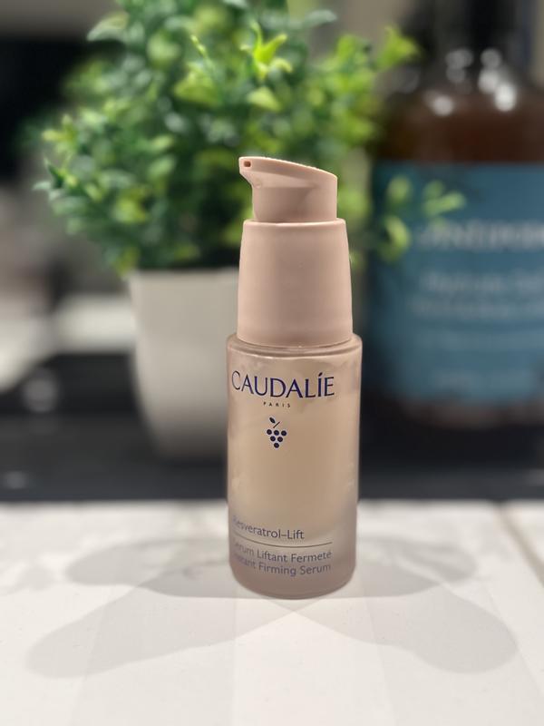 Tolles Serum für eine gepflegte und straffe Haut