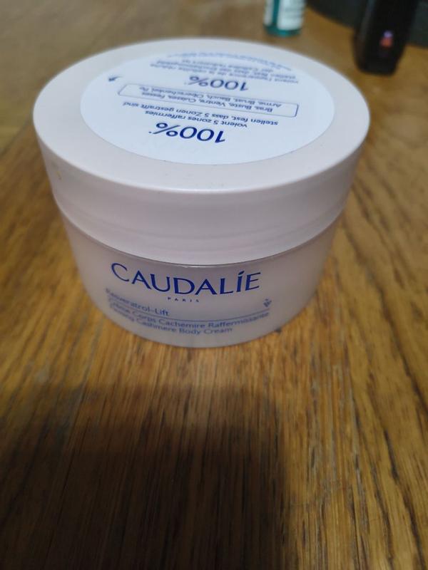 Ottima come crema idratante, ma poco efficace sulla cellulite