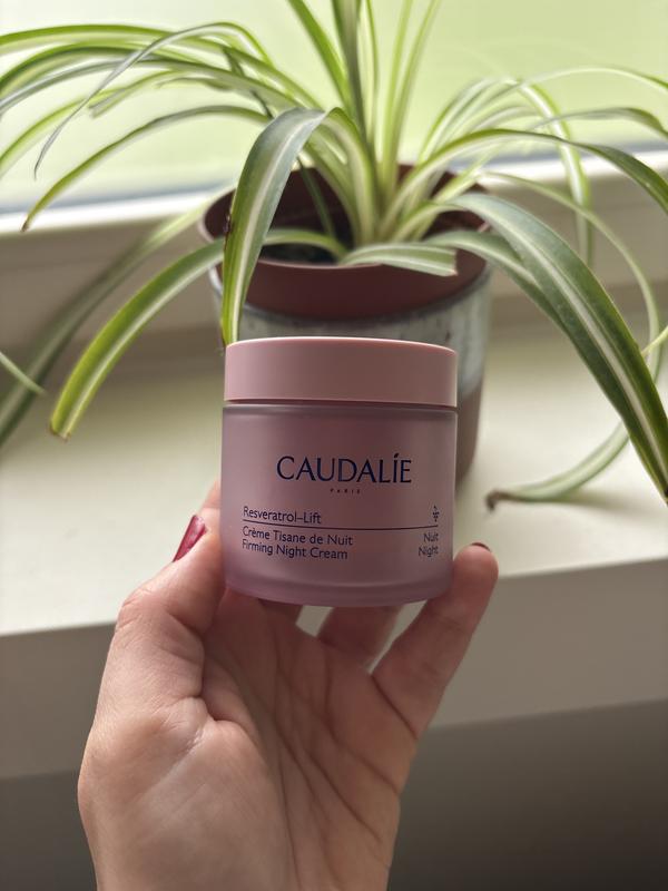 J’adore la texture et l’odeur de cette crème