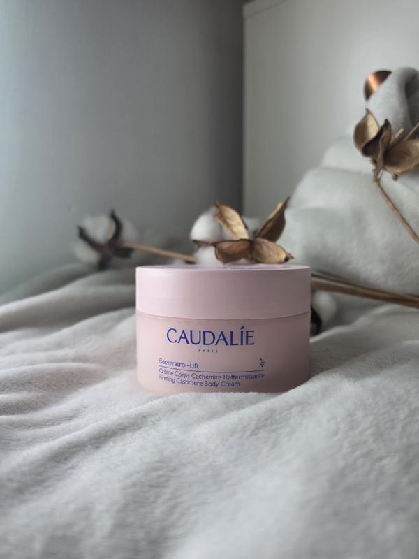 ​Une crème pour le corps ultra-cocooning, nourrissante et raffermissante !