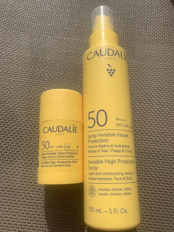 Reduces the fuss of reapplying spf