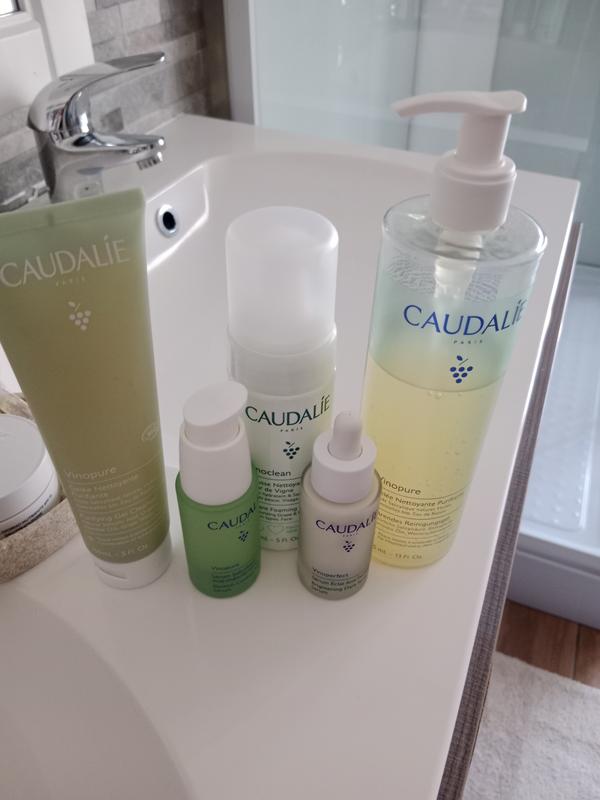 Mia figlia ne ha provati tanti,ma con questo siero si e trovata benissimo.Io ritengo che tutti i prodotti siano ottimi