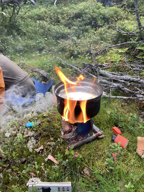 Produktbild von VARGO HEXAGON - Titan Holzofen Online Kaufen