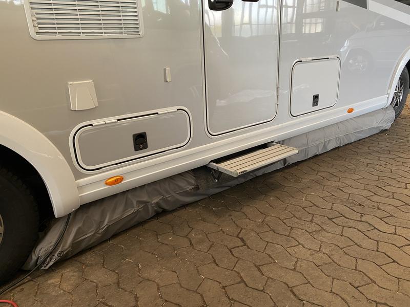 Bodenschürze für Caravans und Wohnmobile GT Seal Tube 235 