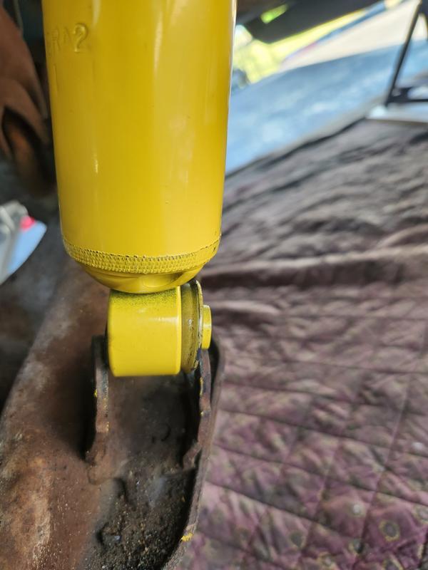 Pin and rubber way off center, zero quality control