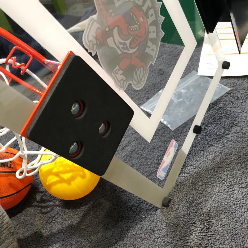 Good quality thick foam padding on the back.