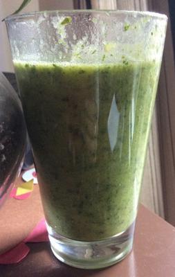 My spinach and parsley smoothie, blended for a full minute. Pathetic.