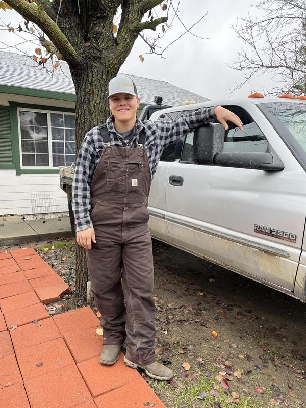 My son likes his overalls. His only issue is that the shoulder straps loosen as he works.