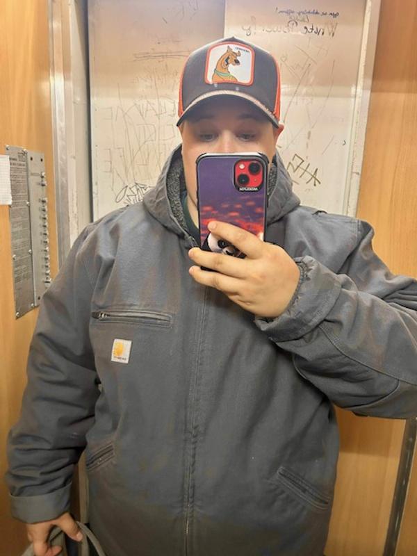 Super comfortable & warm Carhartt jacket. Love the color & the fit.