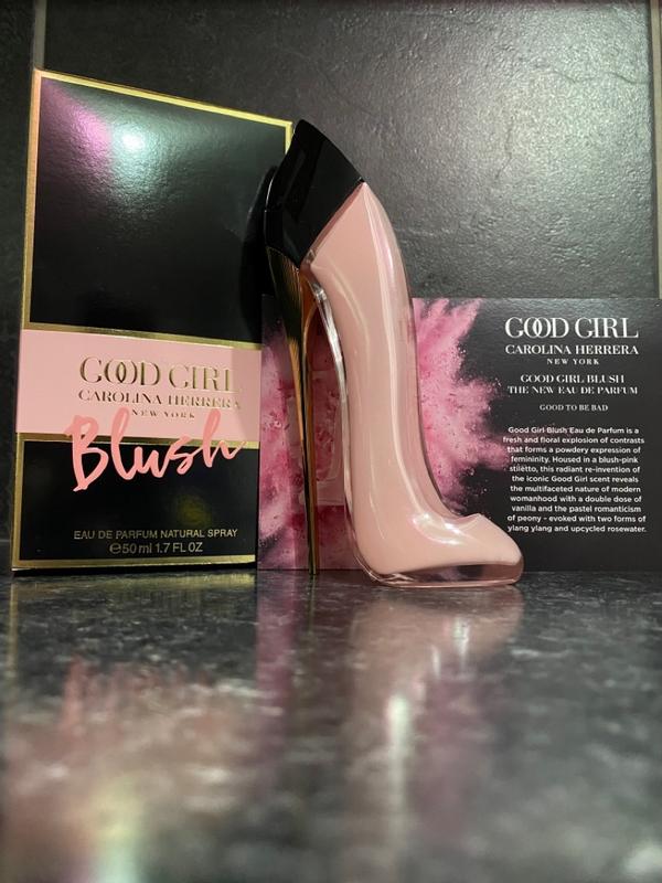 Good Girl Fantastic Pink Carolina Herrera Perfume Feminino EDP - Promotop