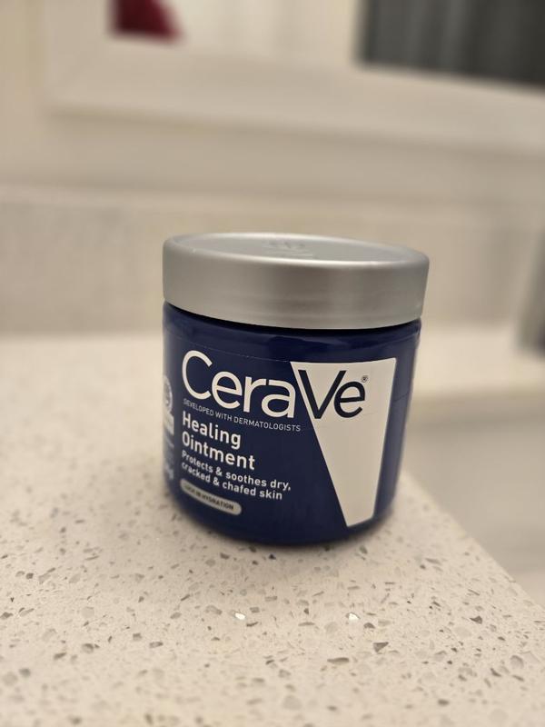 CeraVe Healing Ointment for Cracked Skin Repair Skin Protectant