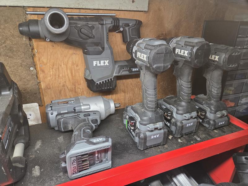 24V 8.0Ah LITHIUM-ION BATTERY by FLEX