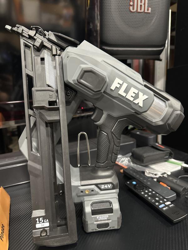 15Ga Angled Finish Nailer Kit | FLEX (FX4311B)
