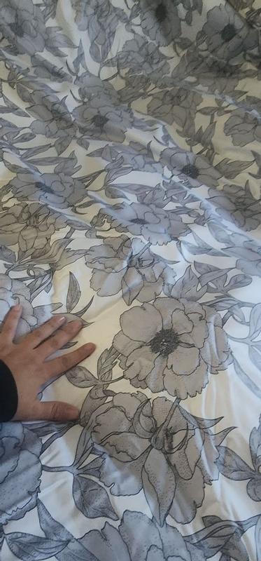 Review Thumbnail Image 0 380898645