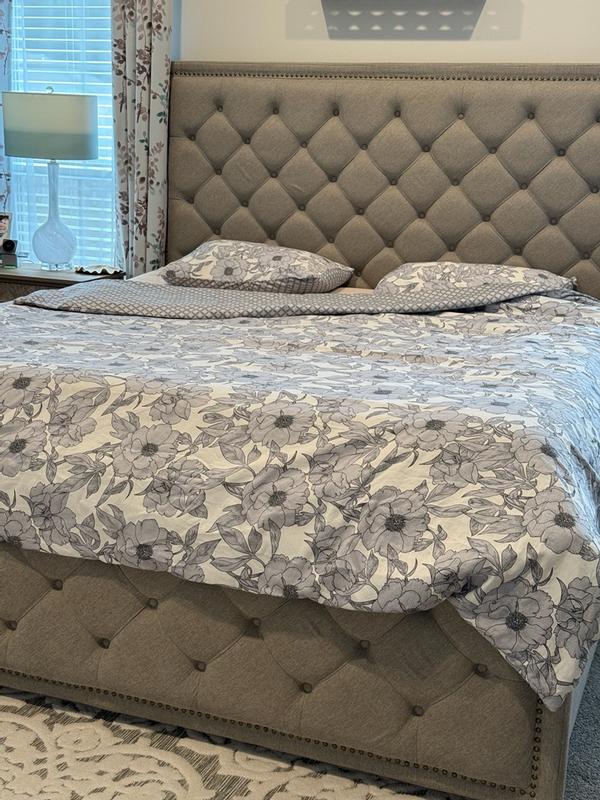 Review Thumbnail Image 0 379548071