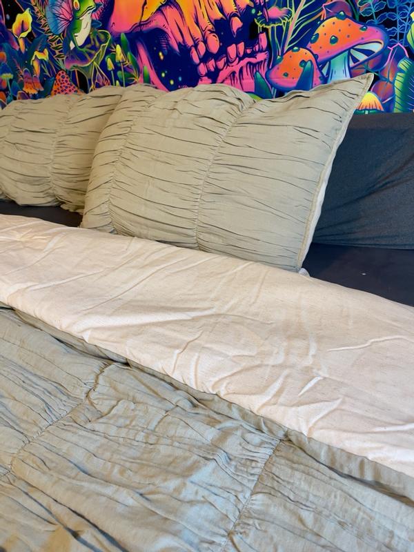 Review Thumbnail Image 3 339731253