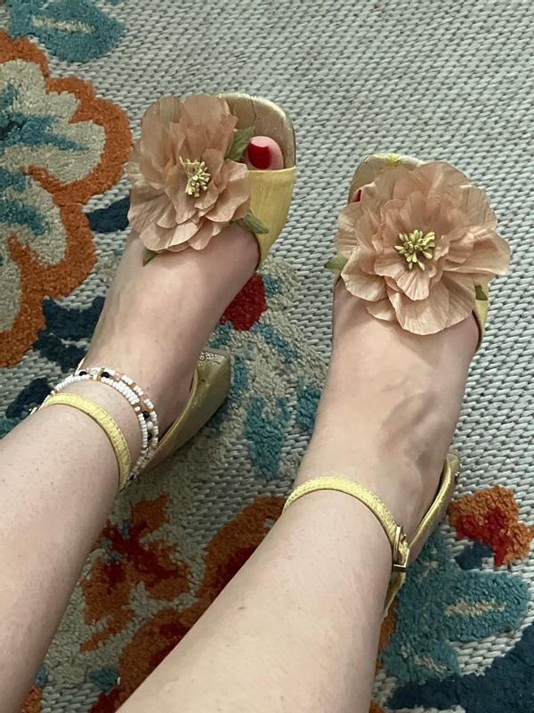 Review Thumbnail Image 0 381840713