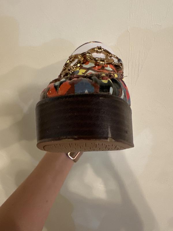 Cute shoes but be careful ordering from here