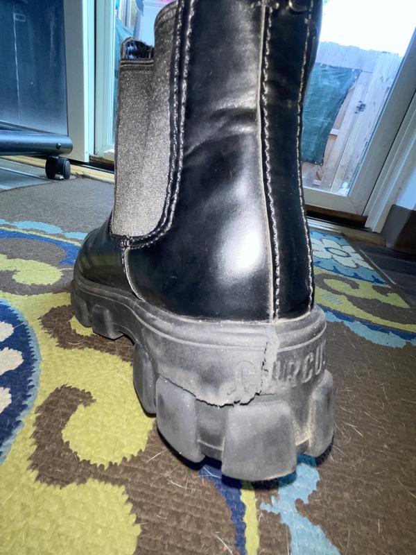 Love the shoe. Durability? Not so much